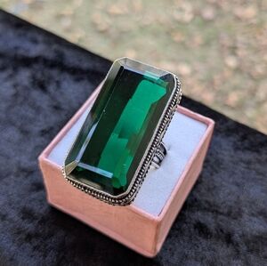 Handcrafted Ladies Oversized High-Profile Emerald Ring (9)